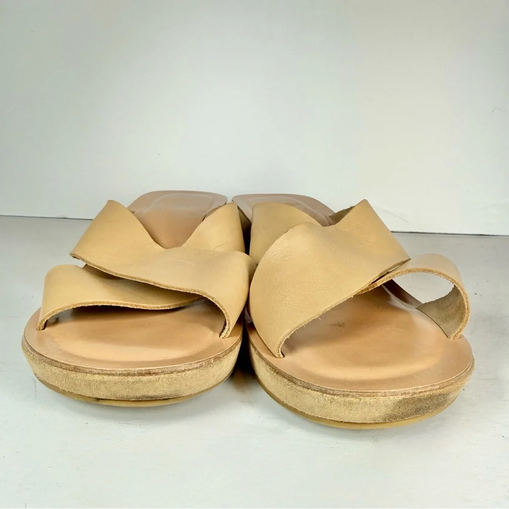 Kork-Ease Women's Cream Wedge Comfort Sandals Size 9‎